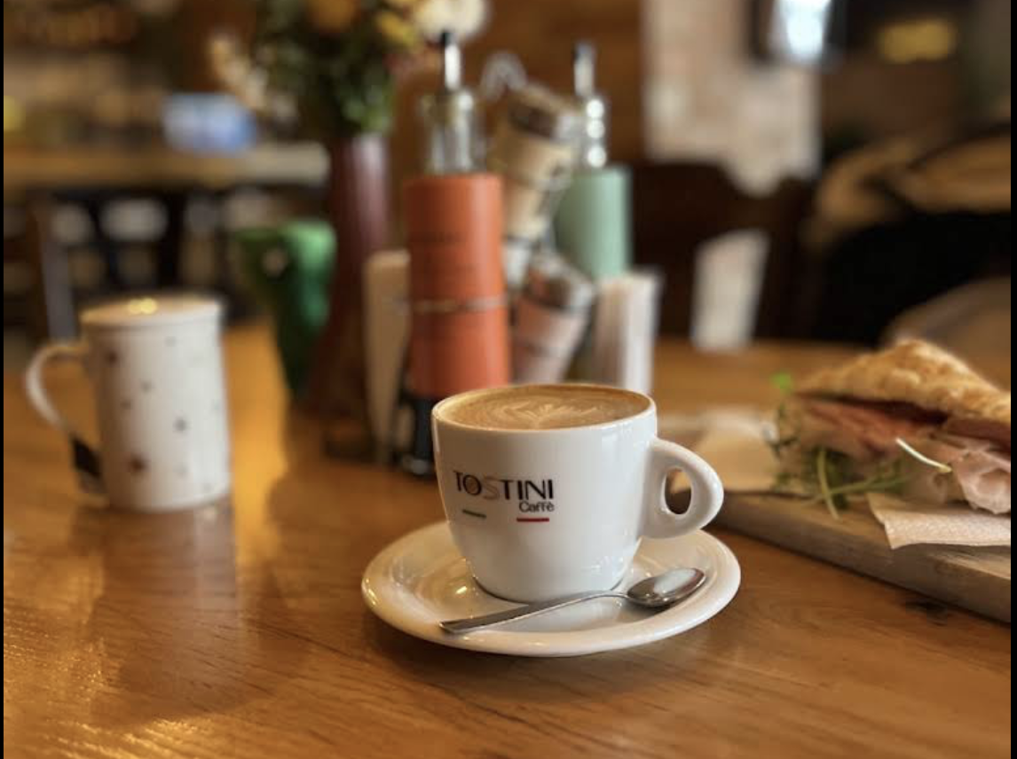 Cafea si Brunch Atmosphere